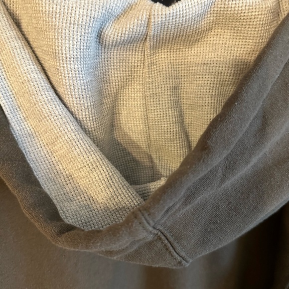 Super soft Coco hoodie fits like a medium - Picture 5 of 5